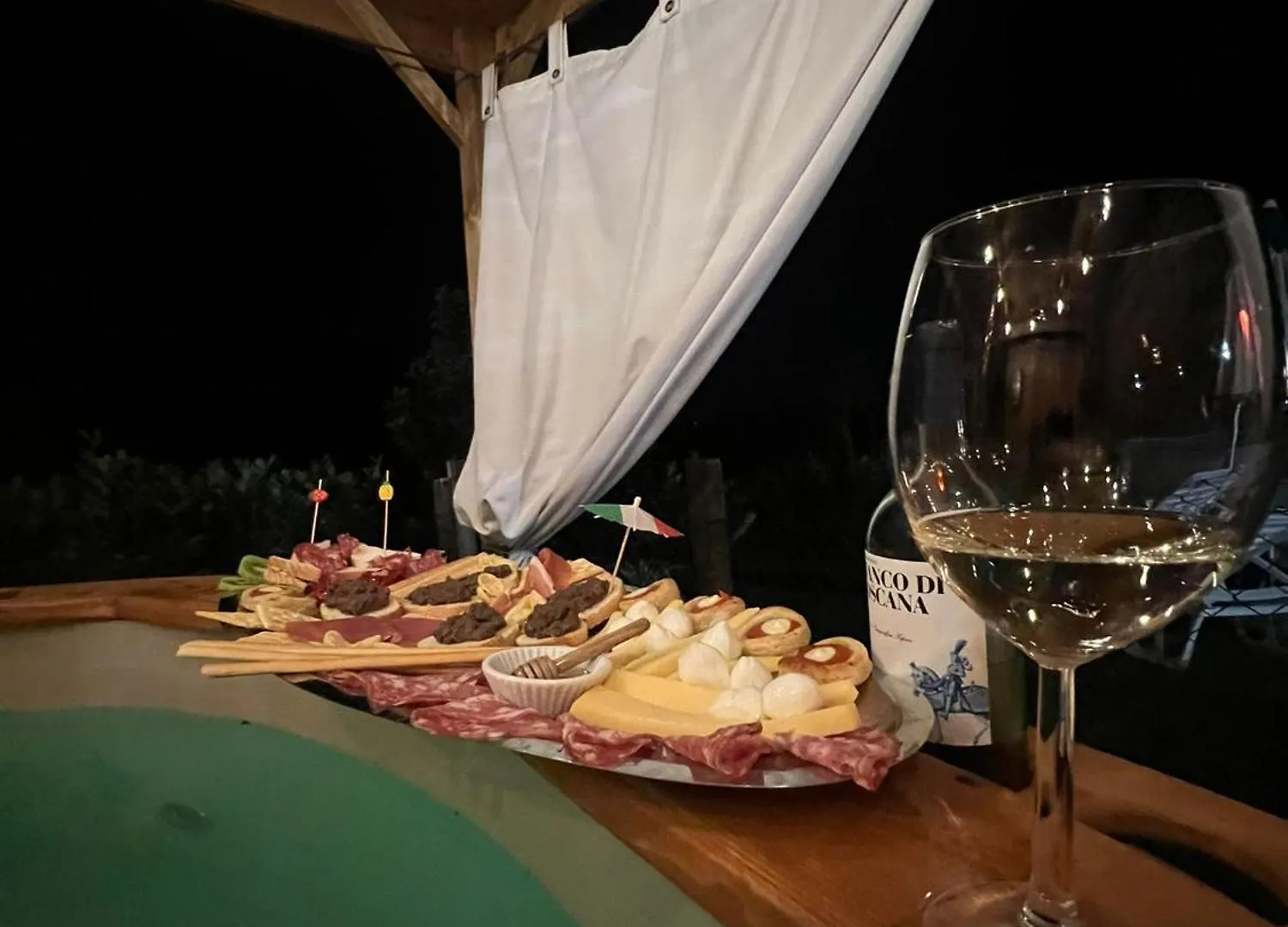 Yurta Con Uso Piscina E Vista Meravigliosa Dicomano